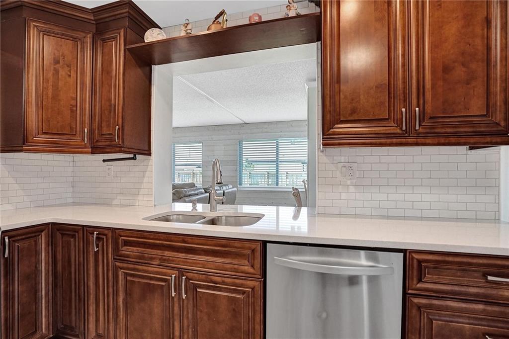 NORTHWOOD - Residential