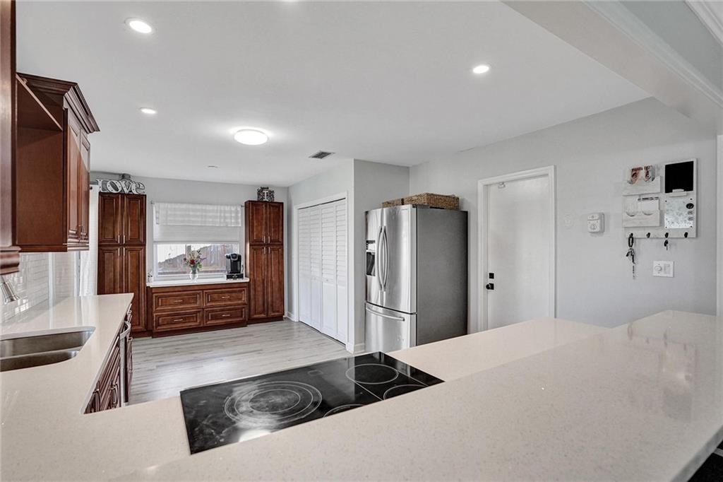 NORTHWOOD - Residential