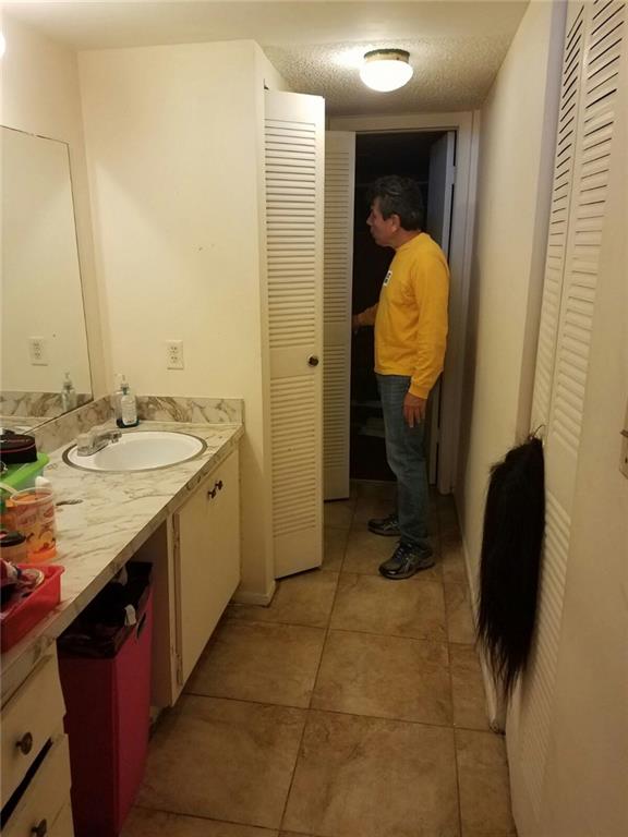 NEWPORT AT LAUDERHILL CON - Residential