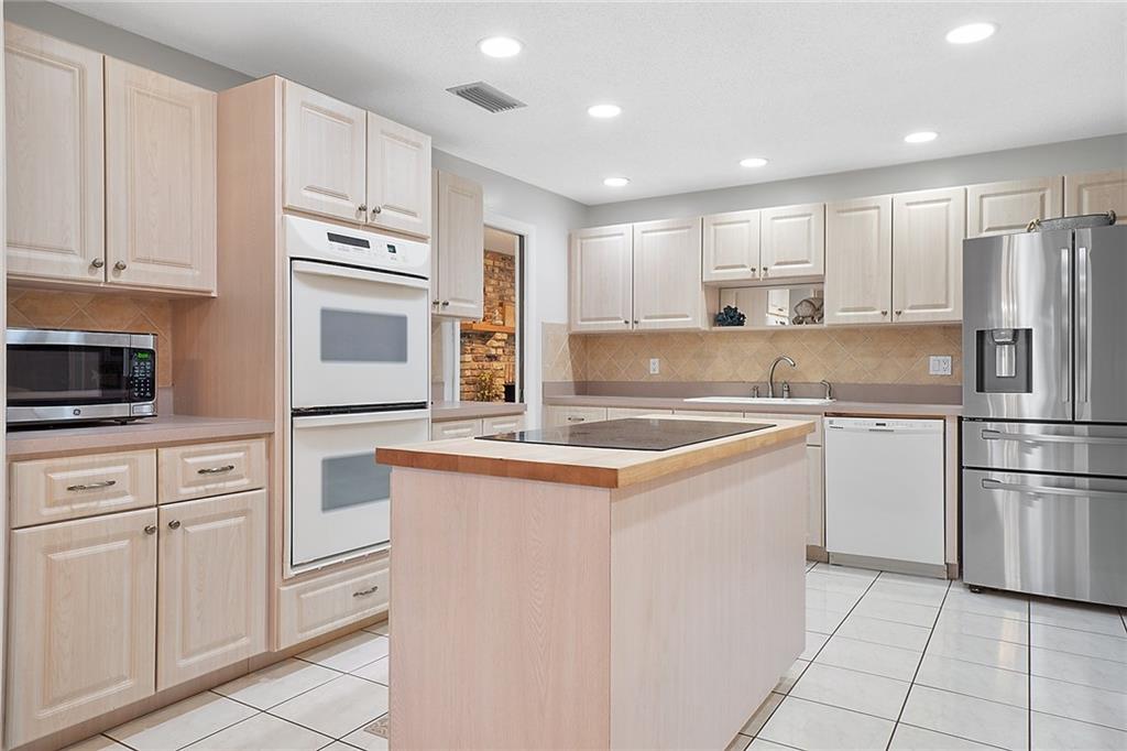 Coral Springs Lakes - Residential