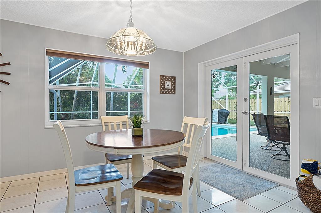 Coral Springs Lakes - Residential