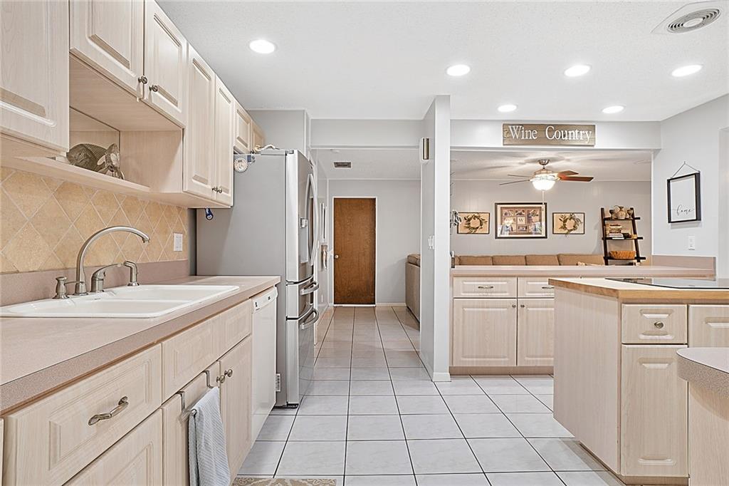 Coral Springs Lakes - Residential