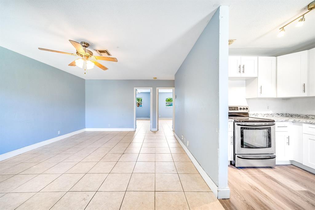 260 NW 19th St 28