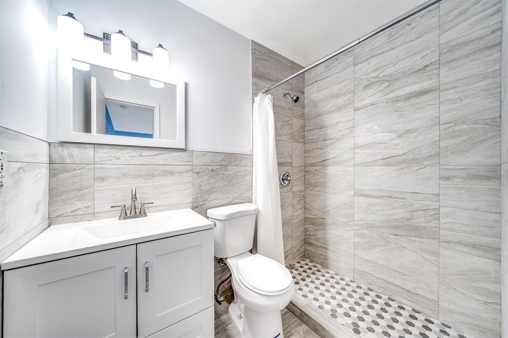 260 NW 19th St 28