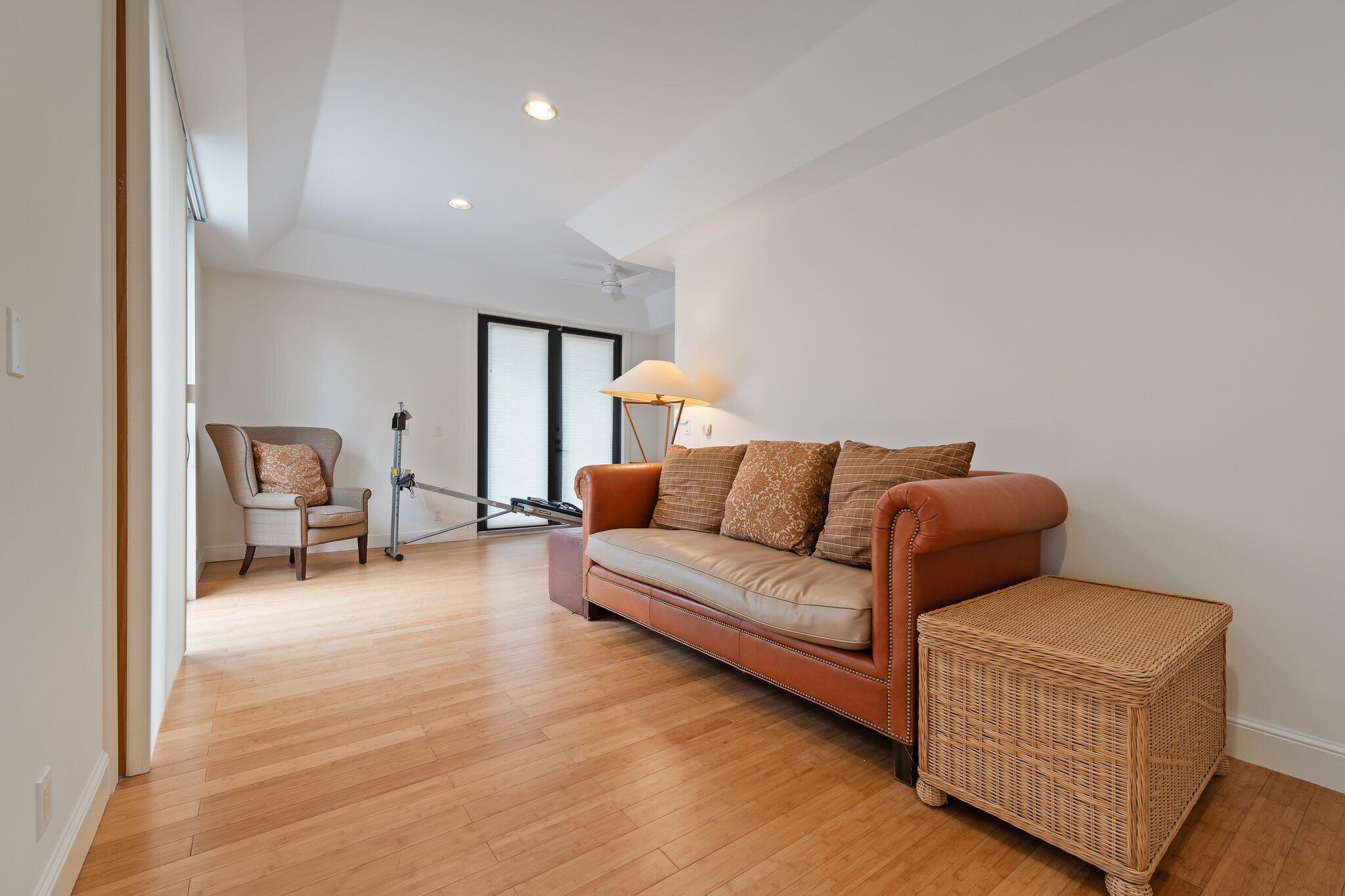 FRENCHMANS CREEK PAR C-1- - Residential