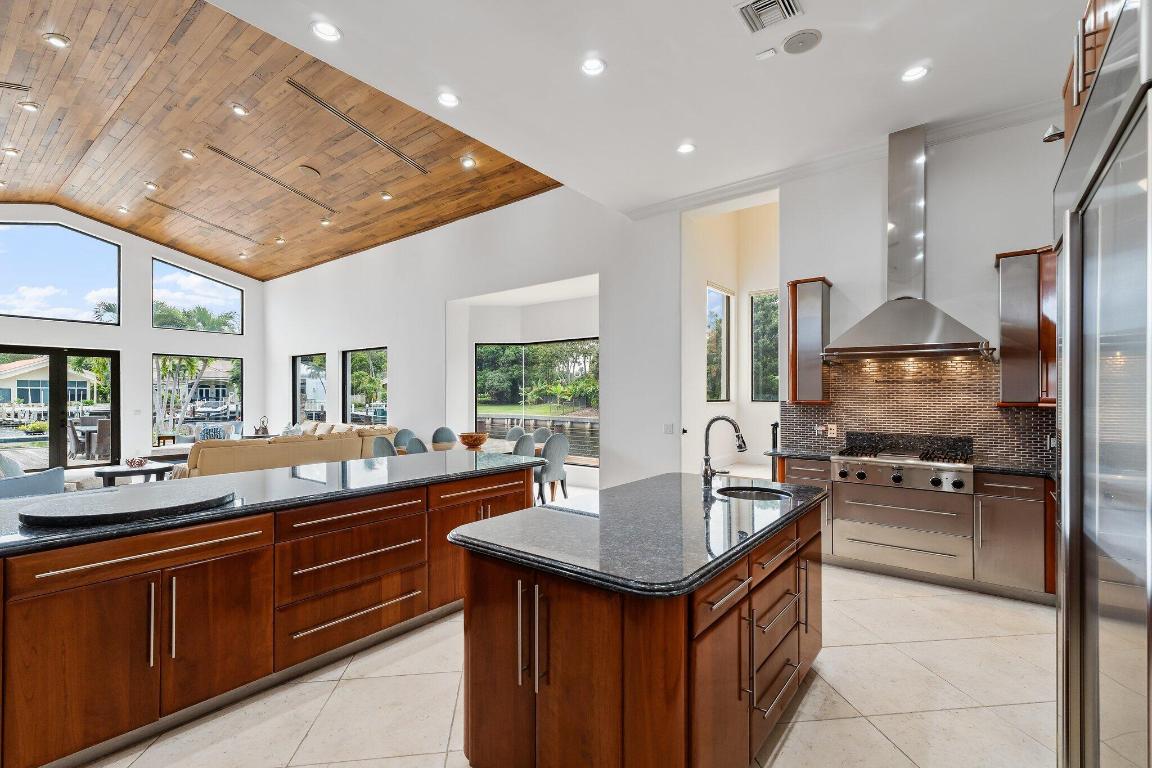 FRENCHMANS CREEK PAR C-1-B - Residential