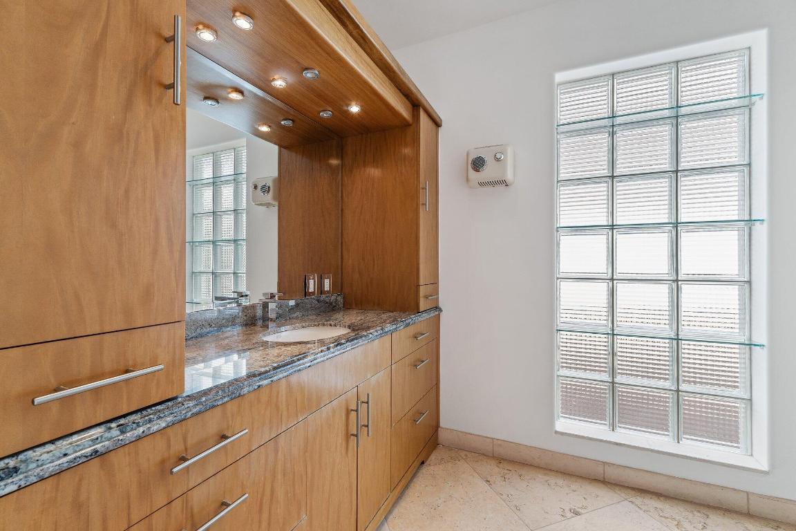 FRENCHMANS CREEK PAR C-1-B - Residential