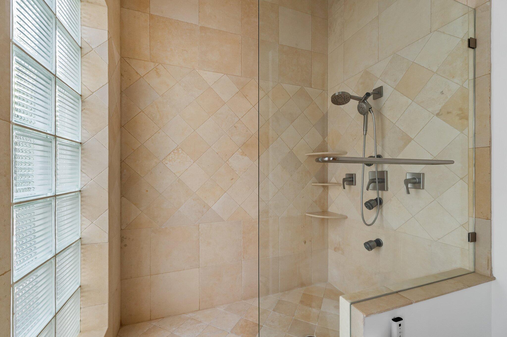 FRENCHMANS CREEK PAR C-1- - Residential