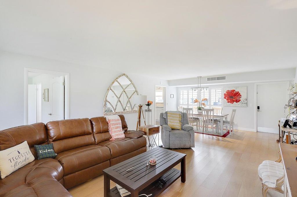 Photo of 1 SE Turtle Creek Drive #A, Jupiter, FL 33469 (MLS # R11080684)