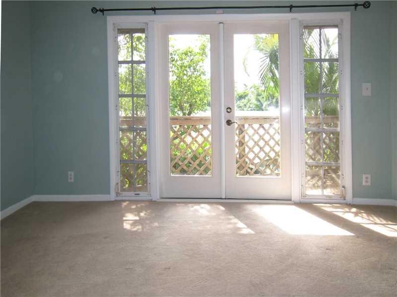 RIO VISTA TOWNHOMES CONDO - Residential Lease