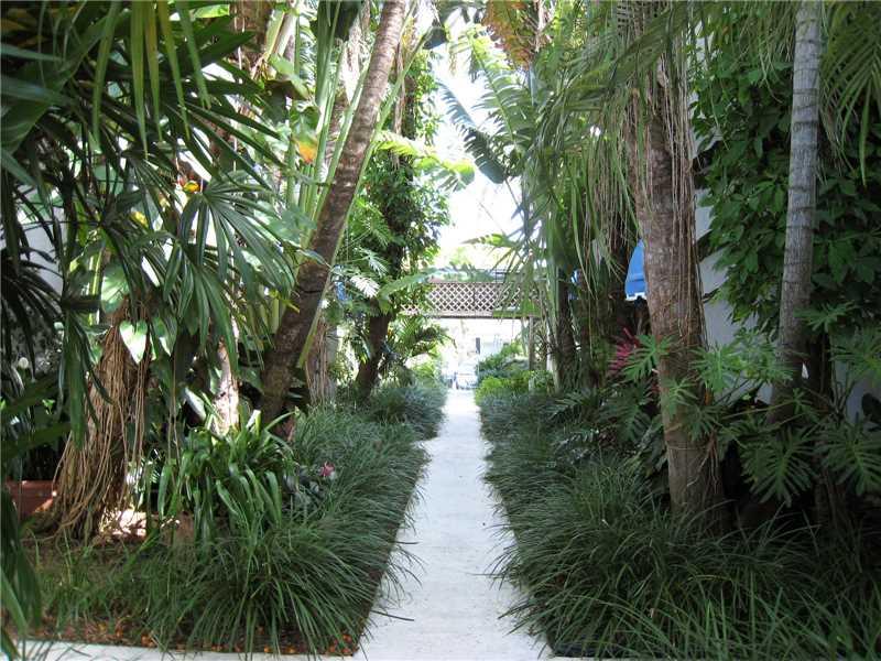 RIO VISTA TOWNHOMES CONDO - Residential Lease