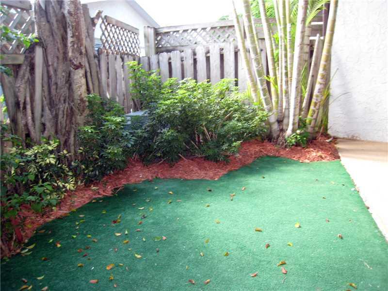 RIO VISTA TOWNHOMES CONDO - Residential Lease