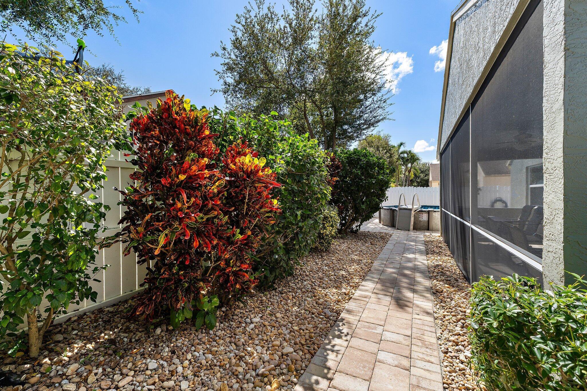 PENNOCK LANDING - Residential