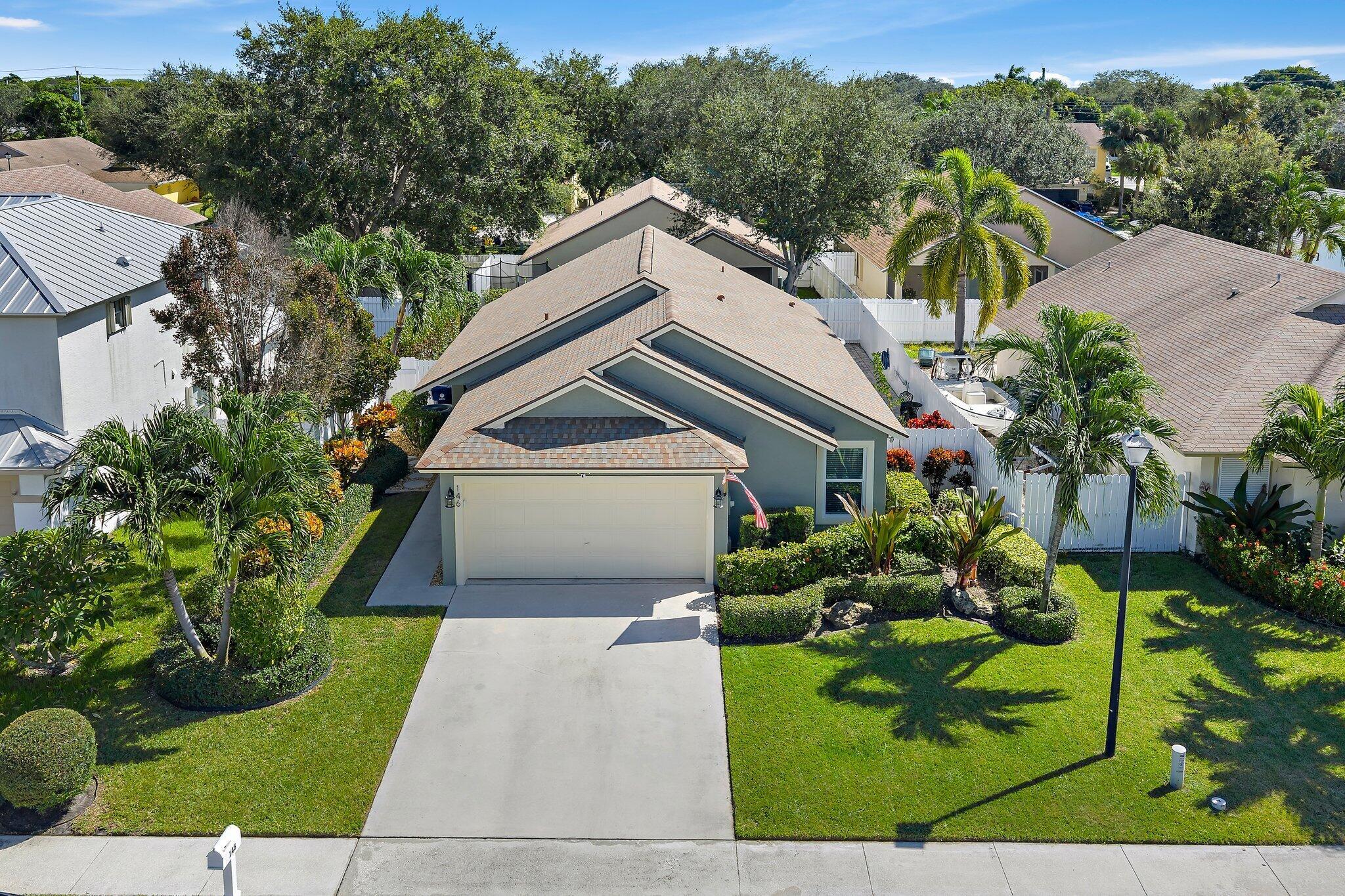 PENNOCK LANDING - Residential