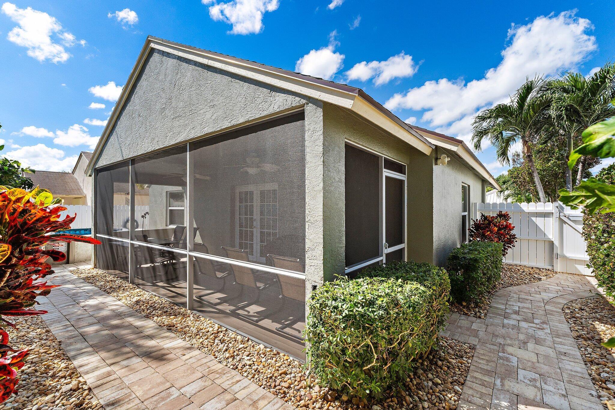 PENNOCK LANDING - Residential