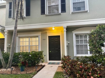926 Kokomo Key Lane 926 Delray Beach FL 33483