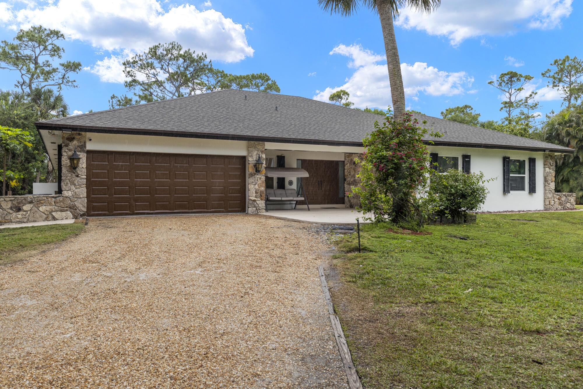 8785 Thousand Pines Circle