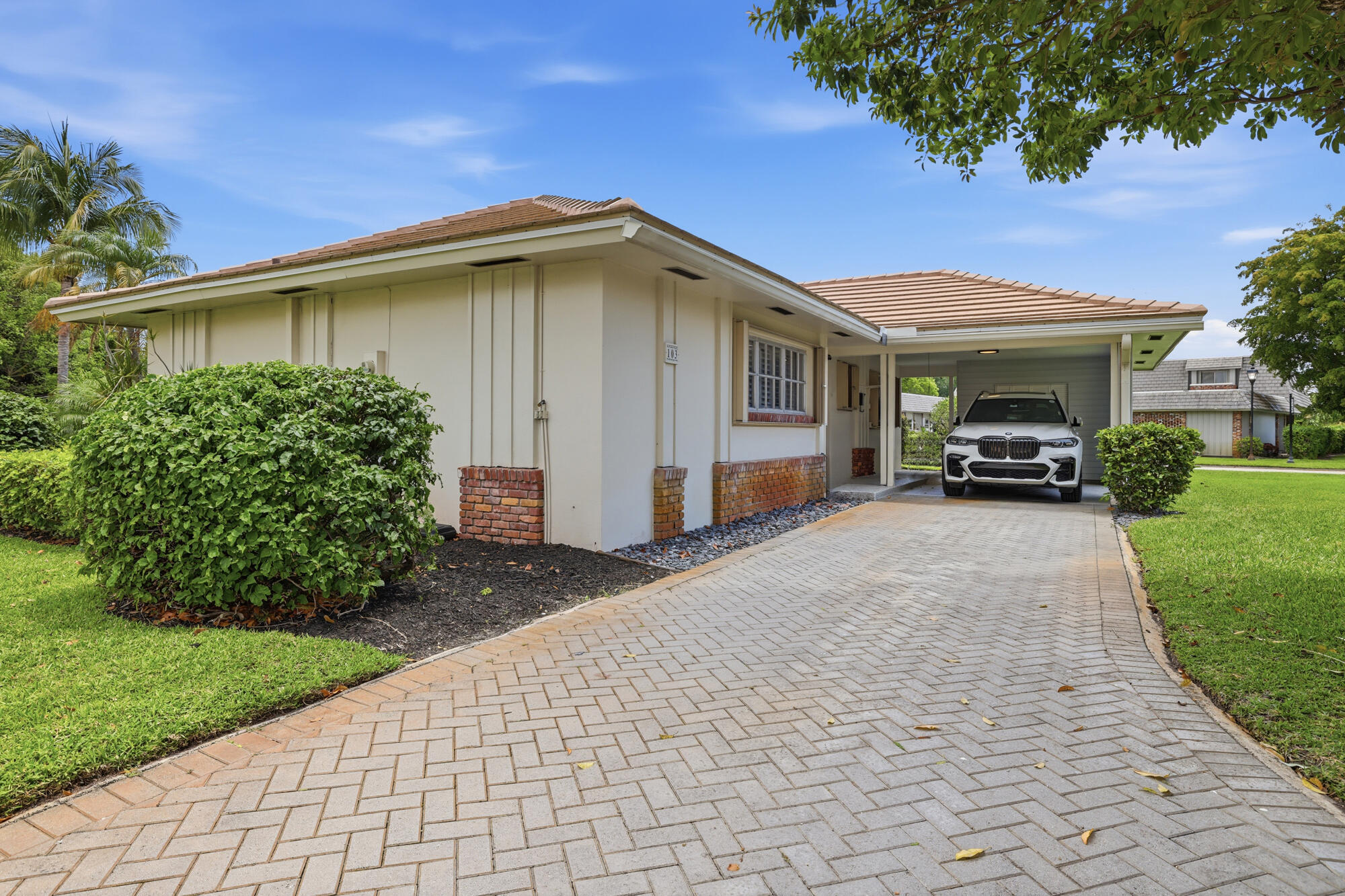 103 Villa Circle