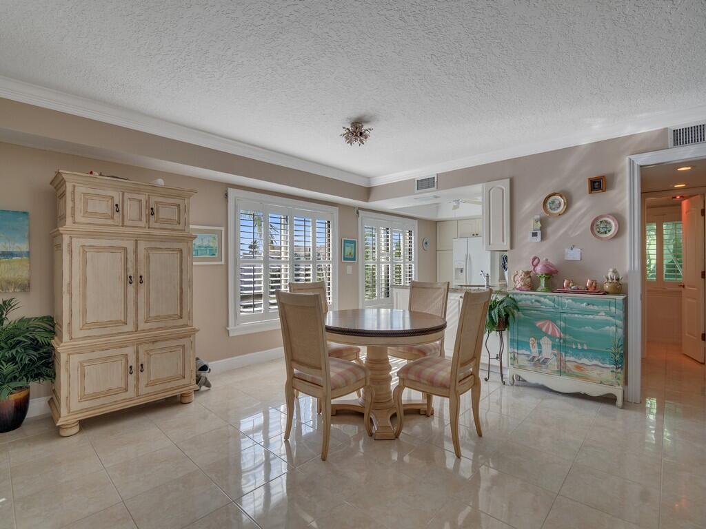 CATAMARAN L CONDOMINIUM - Residential