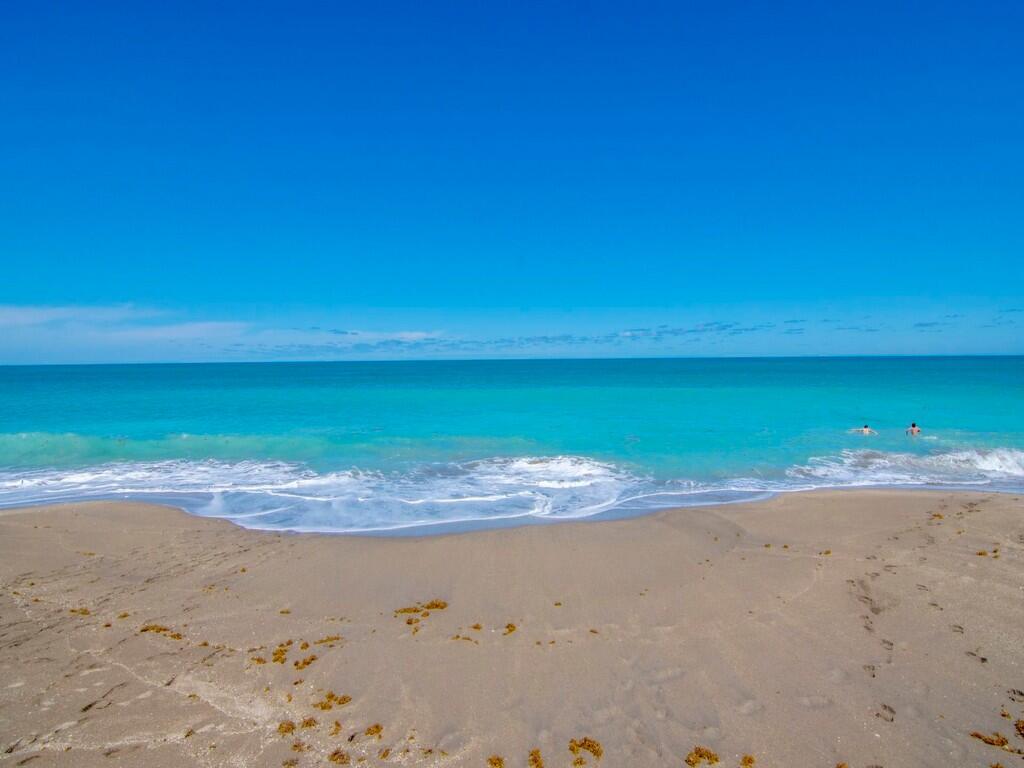 CATAMARAN L CONDOMINIUM - Residential