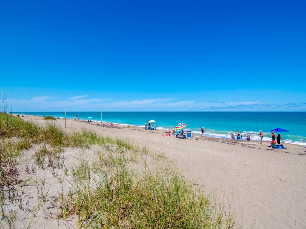 CATAMARAN L CONDOMINIUM - Residential