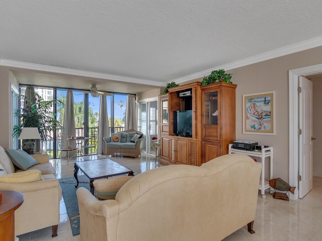 2400 S Ocean Drive 2339