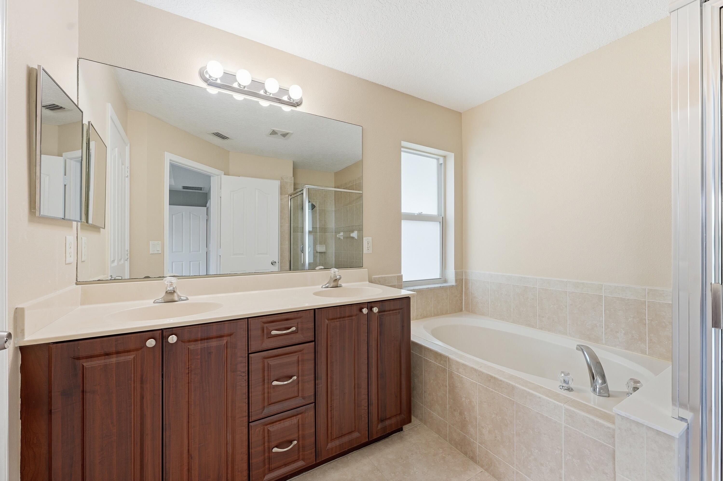 PORT ST LUCIE SECTION 19 - Residential