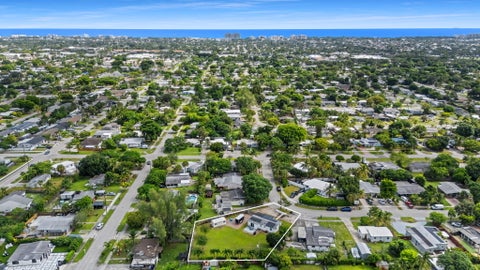 Tiny photo for 5287 NE 14TH Terrace, Pompano Beach, FL 33064 (MLS # B26088133)