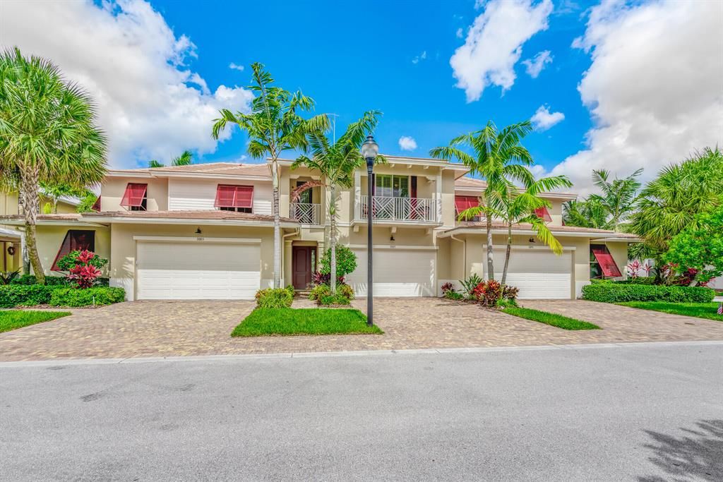 Photo of 1087 Piccadilly Street, Palm Beach Gardens, FL 33418 (MLS # R10729605)