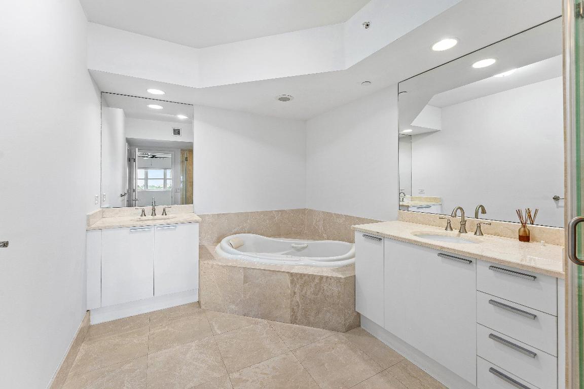 MARINA GRANDE RIVIERA BEACH CONDO - Residential