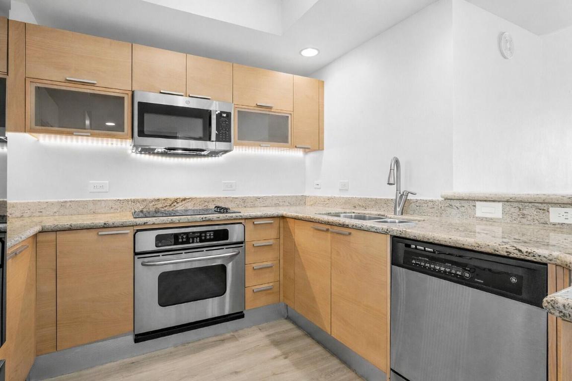 MARINA GRANDE RIVIERA BEACH CONDO - Residential