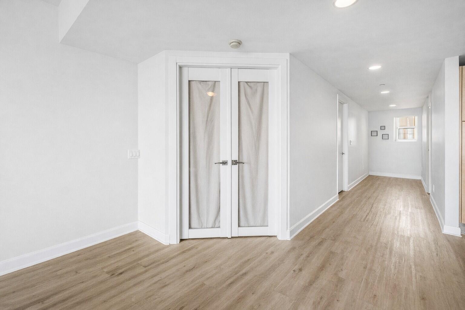 MARINA GRANDE RIVIERA BEACH CONDO - Residential