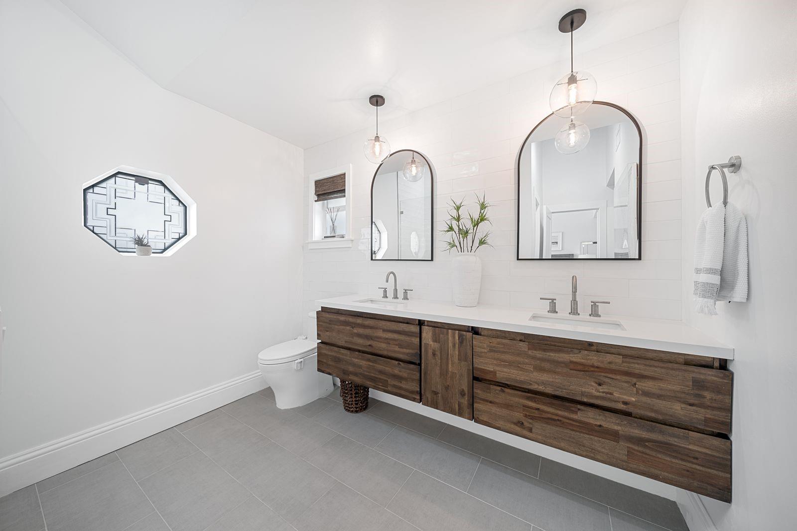 Lighthouse Point - Residential