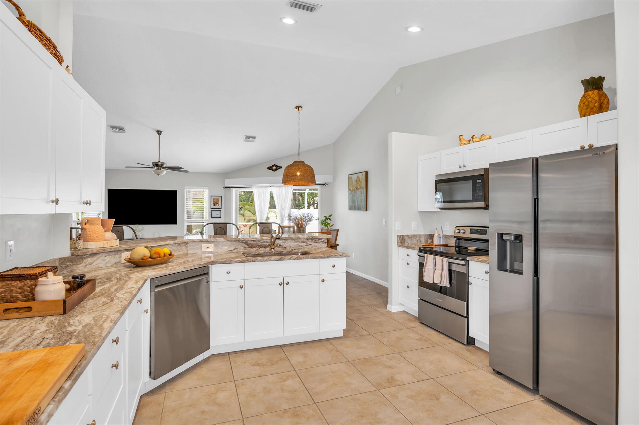 Vero Beach, Florida 32967, United States, 4 Bedrooms Bedrooms, ,2 BathroomsBathrooms,Residential,Active,209684