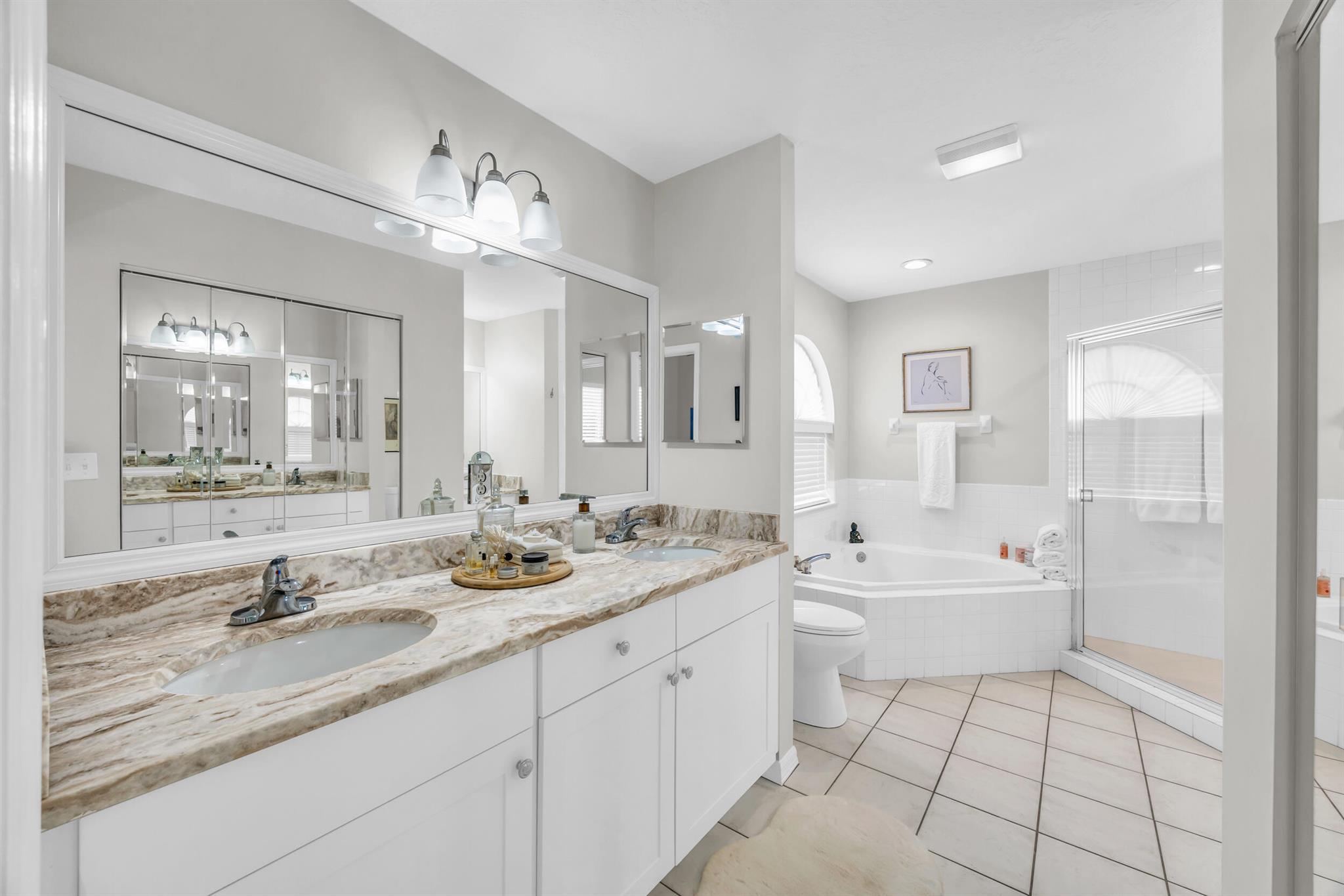 Vero Beach, Florida 32967, United States, 4 Bedrooms Bedrooms, ,2 BathroomsBathrooms,Residential,Active,209684