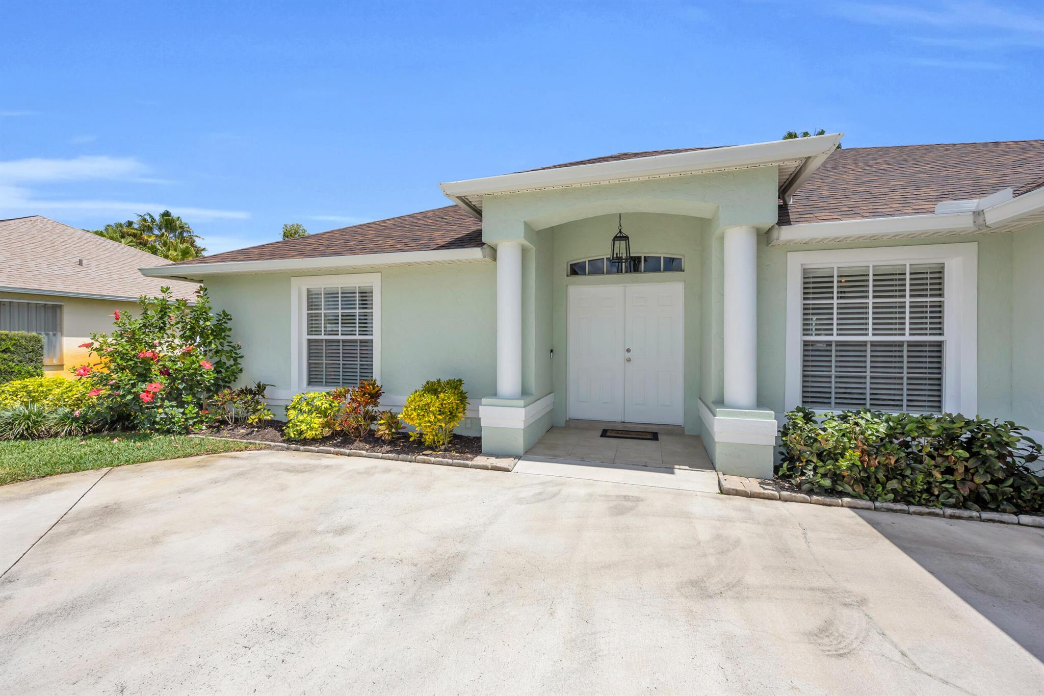 Vero Beach, Florida 32967, United States, 4 Bedrooms Bedrooms, ,2 BathroomsBathrooms,Residential,Active,209684