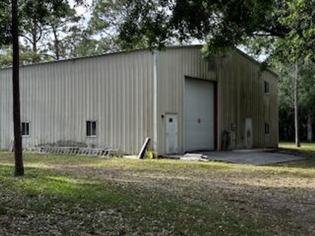 Photo of 13434 Indiantown Road, Jupiter, FL 33478 (MLS # R10976137)