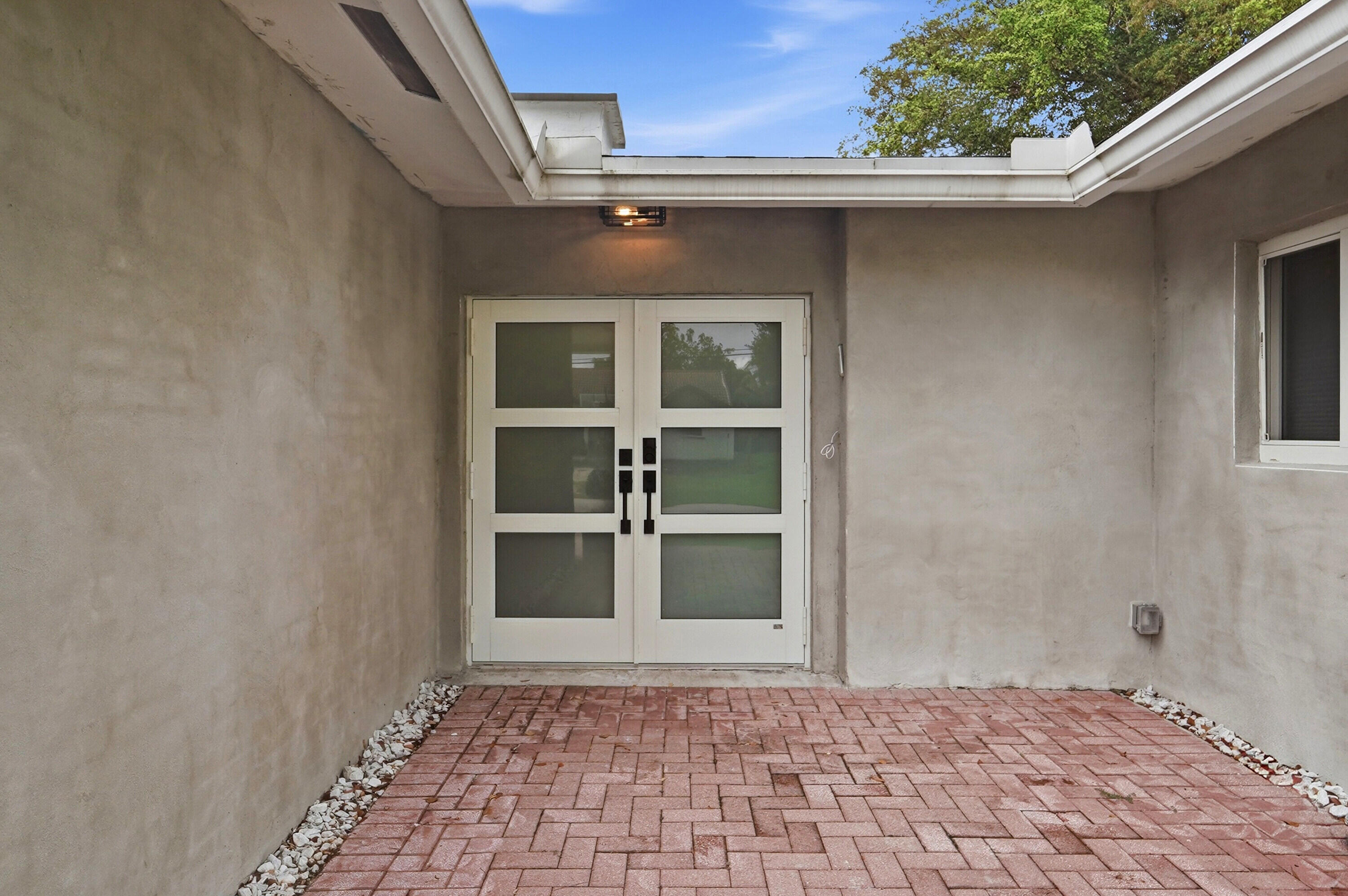 11700 NW 27th Street