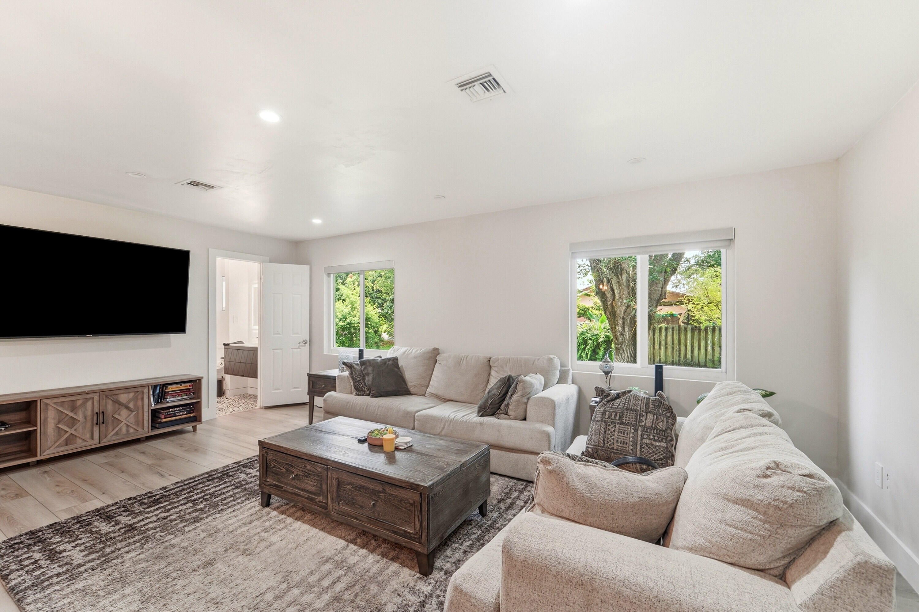 11700 NW 27th Street
