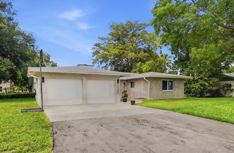 Tiny photo for 11700 NW 27th Street, Plantation, FL 33323 (MLS # B26036179)