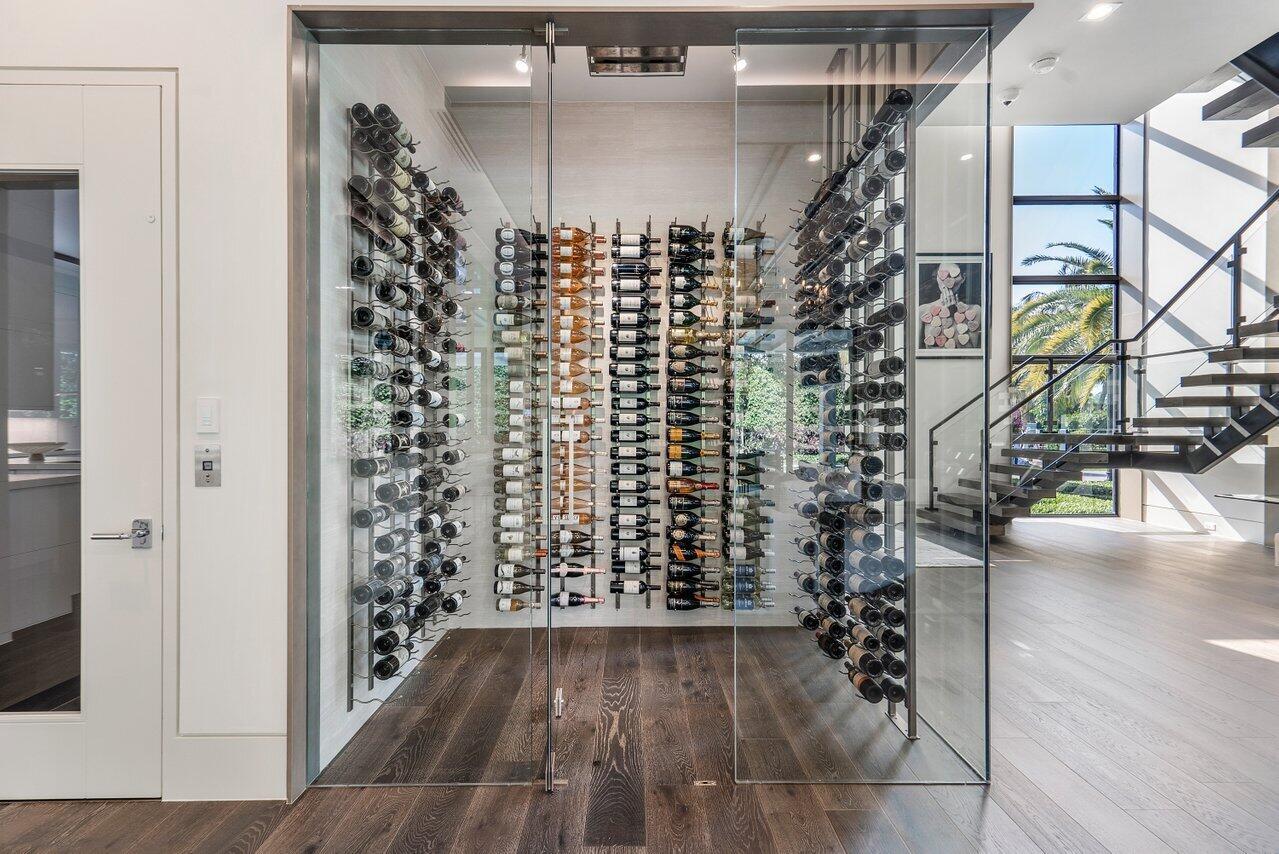 ROYAL PALM YACHT & COUNTR - Residential