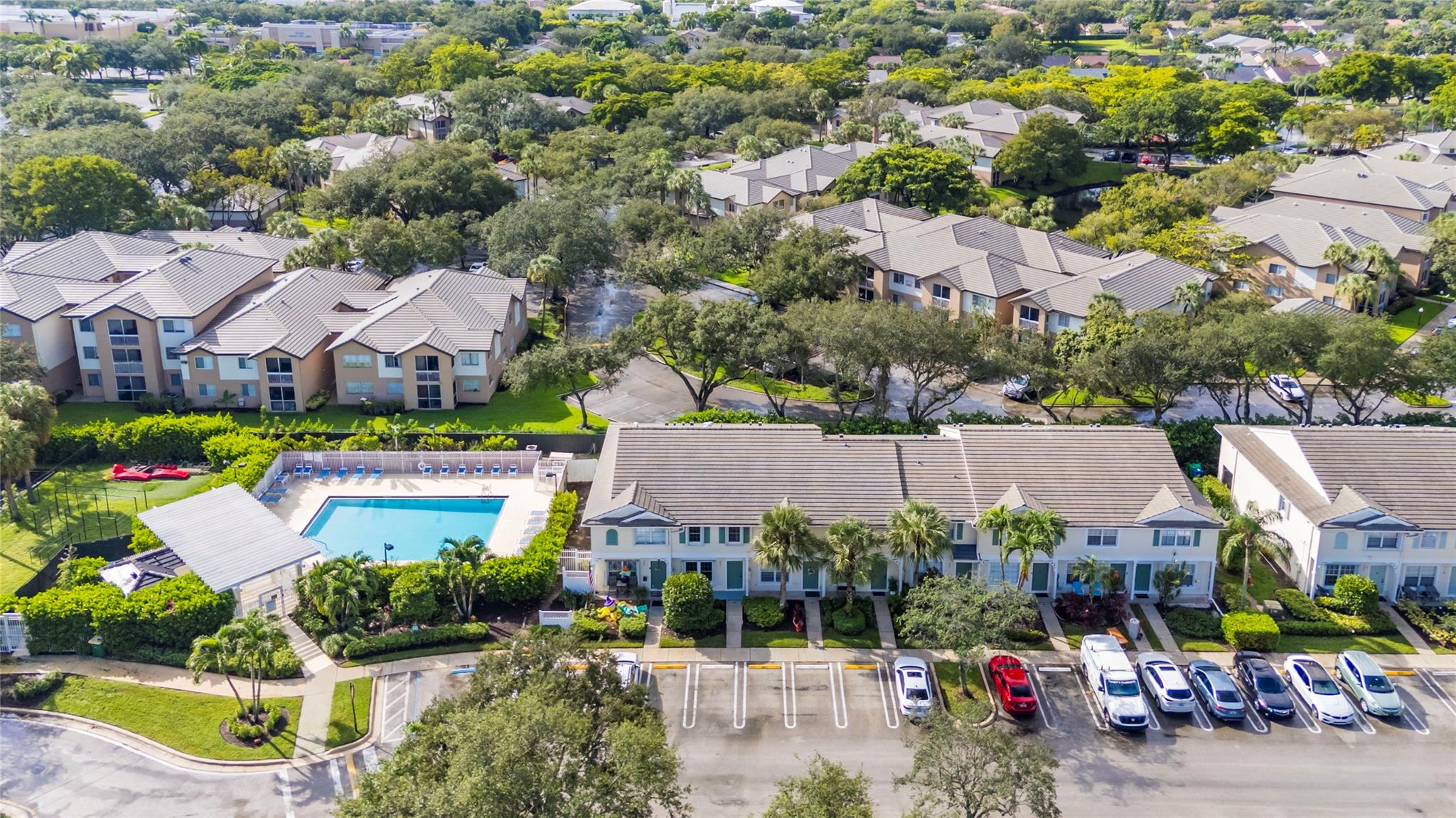 Coral Reef Club - Residential Lease