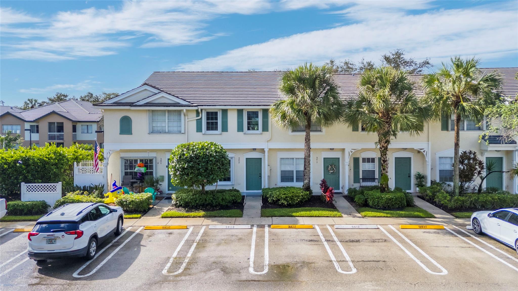 Coral Reef Club - Residential Lease