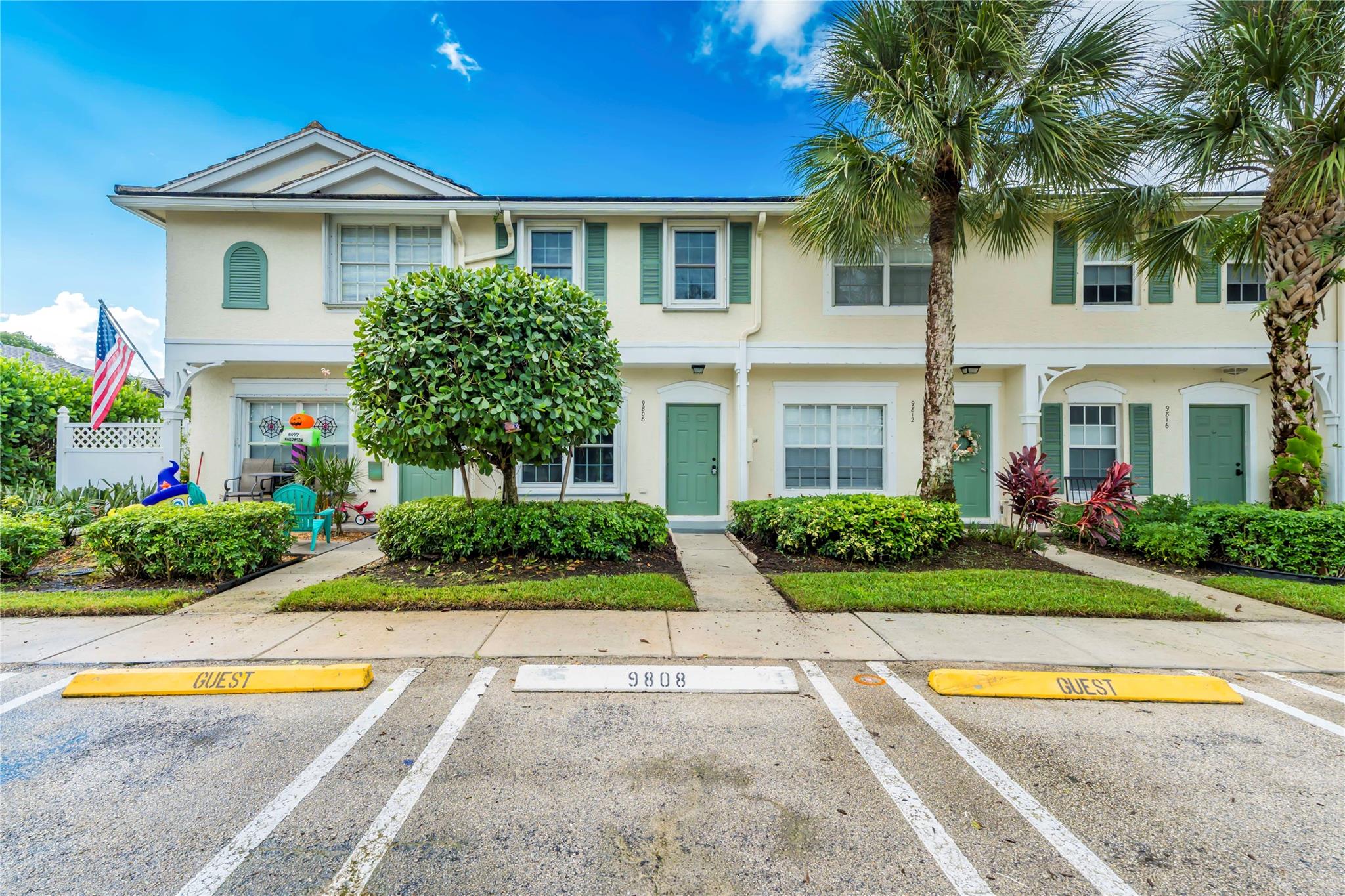 Coral Reef Club - Residential Lease