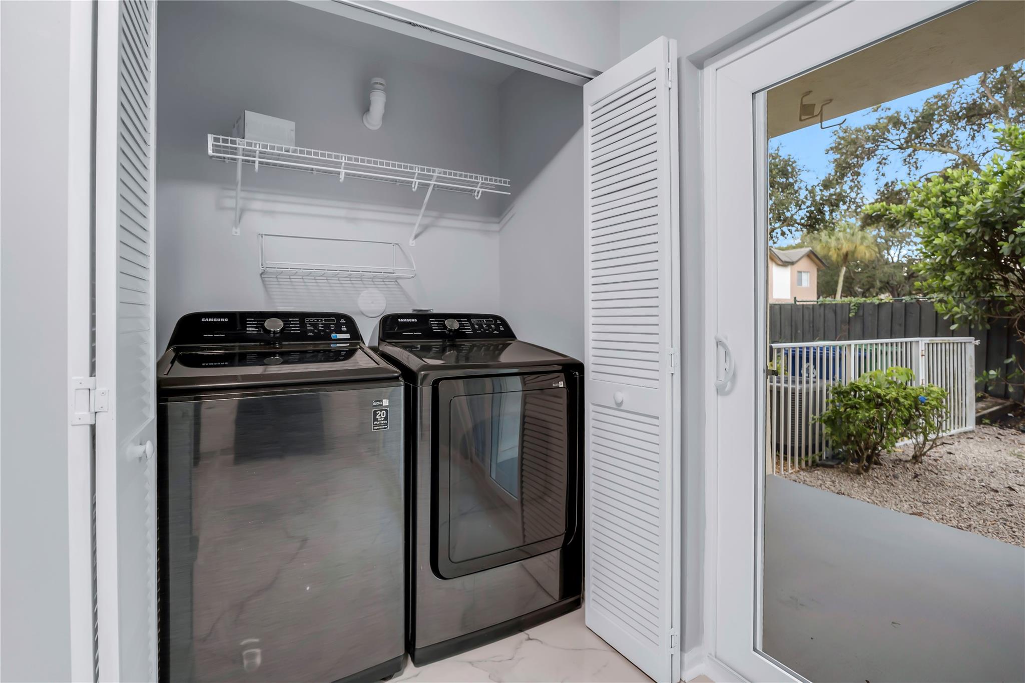 Coral Reef Club - Residential Lease