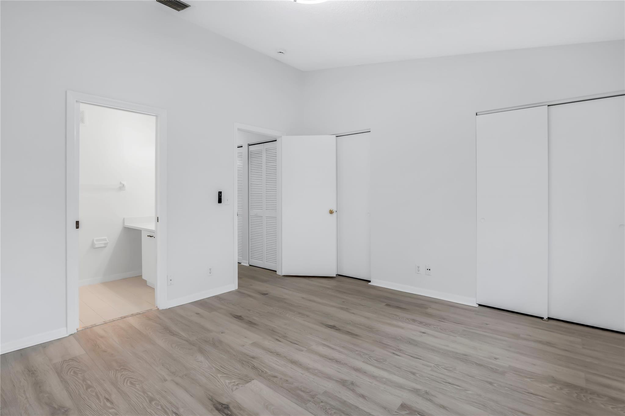 Coral Reef Club - Residential Lease
