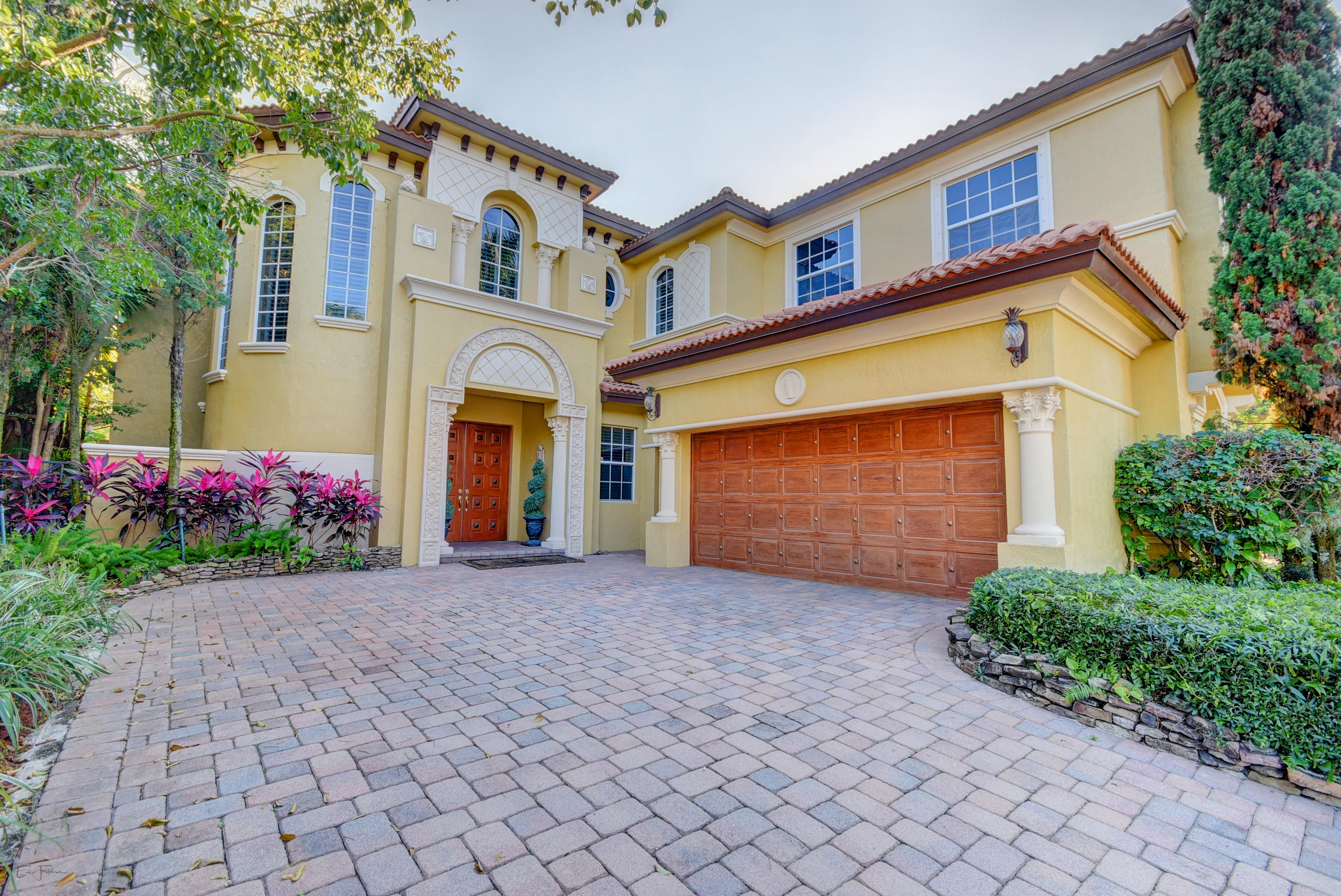 Mizner Country Club - Residential