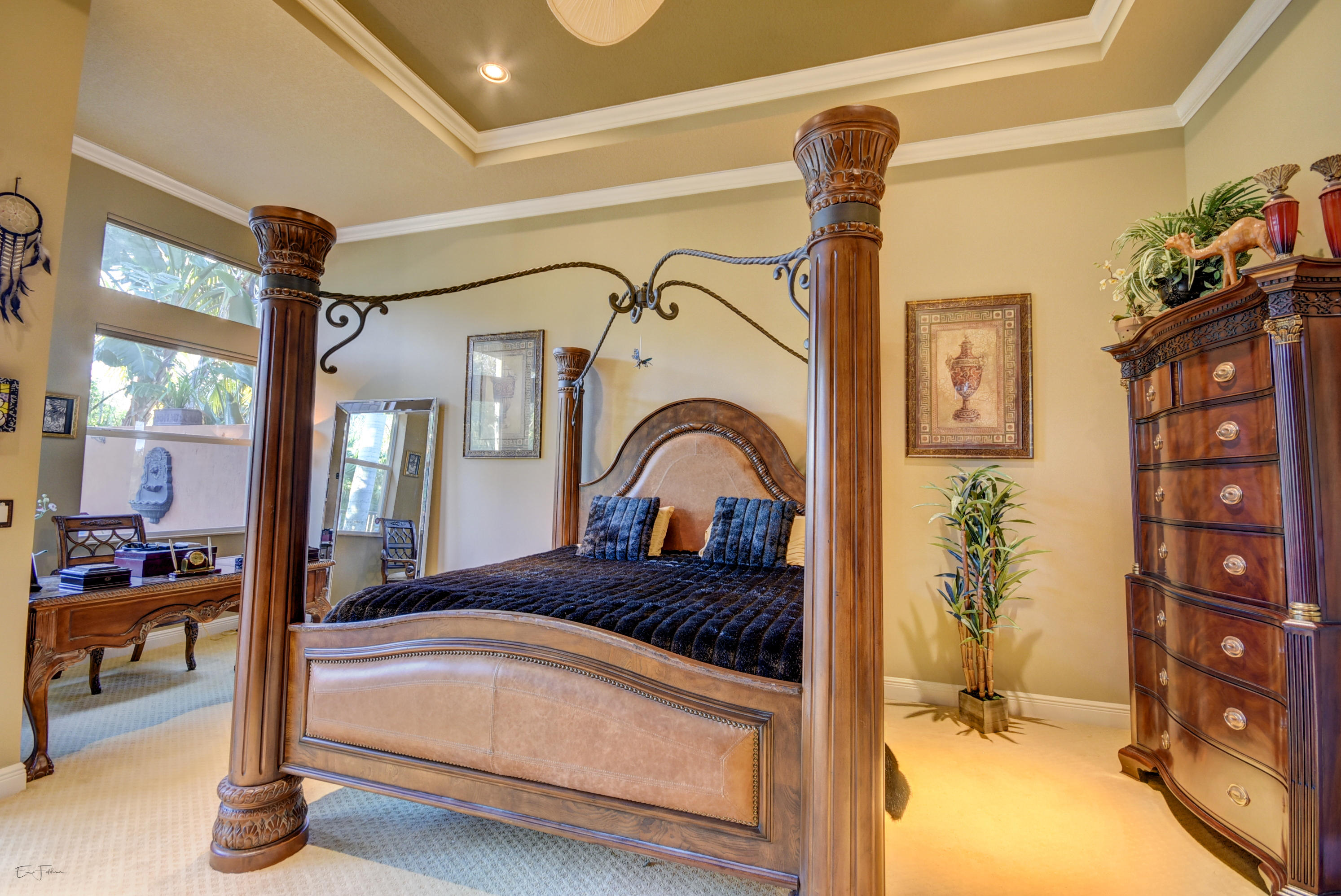 Mizner Country Club - Residential