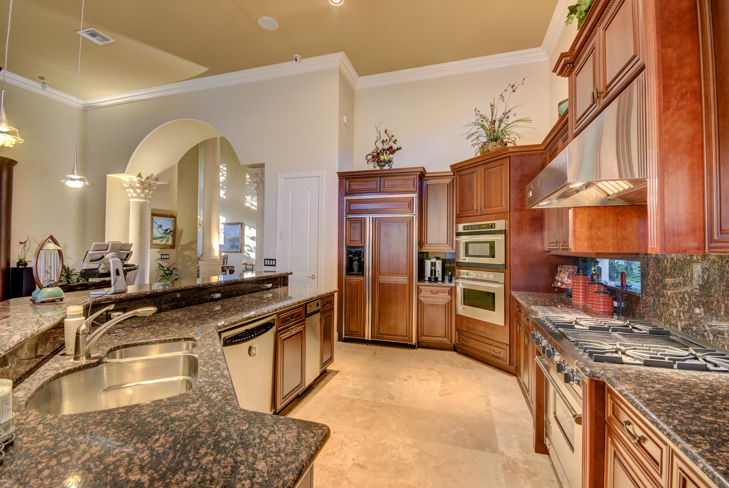 Mizner Country Club - Residential