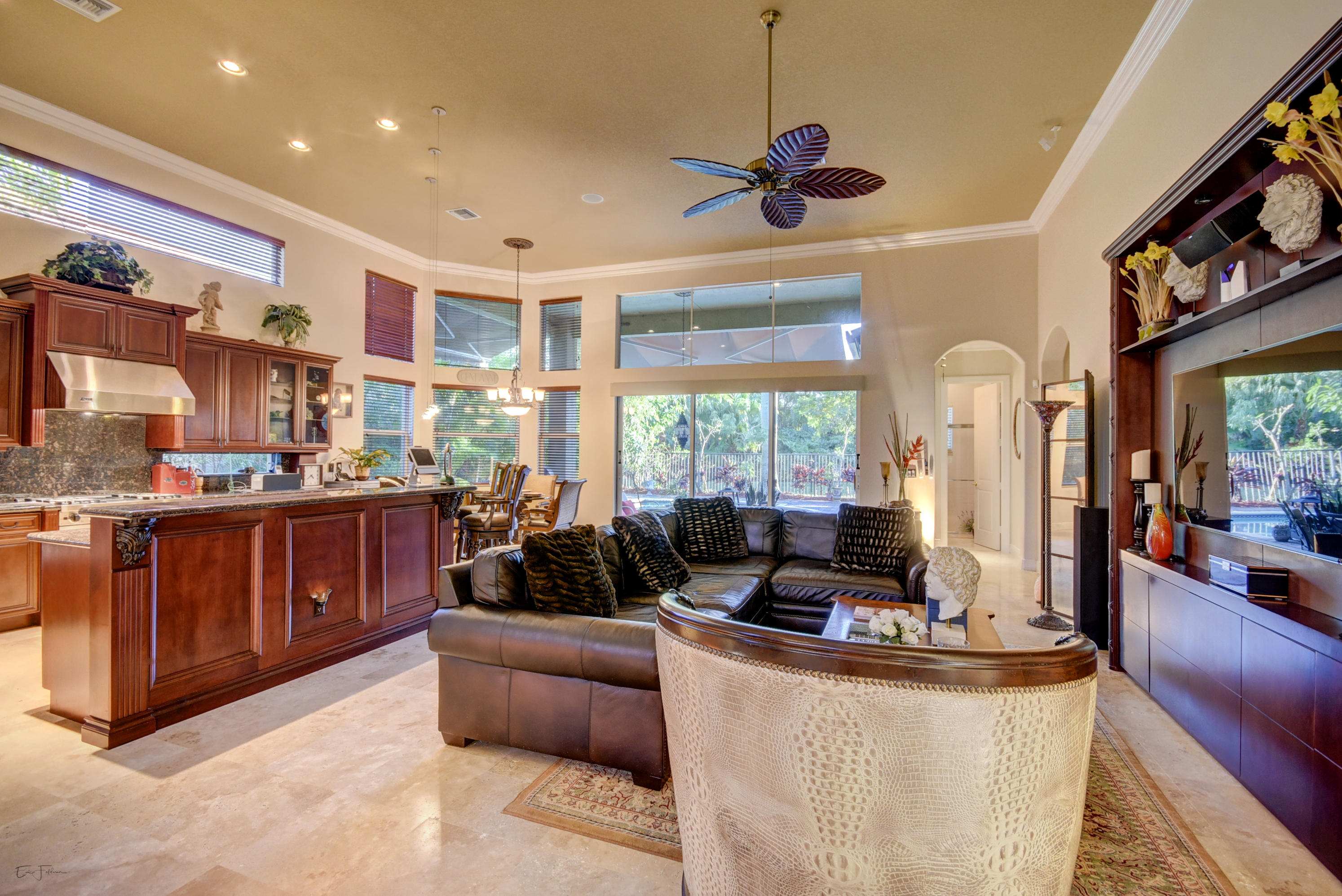 Mizner Country Club - Residential